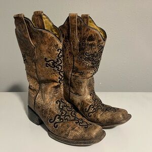 Women’s Size 8 Corral Boots